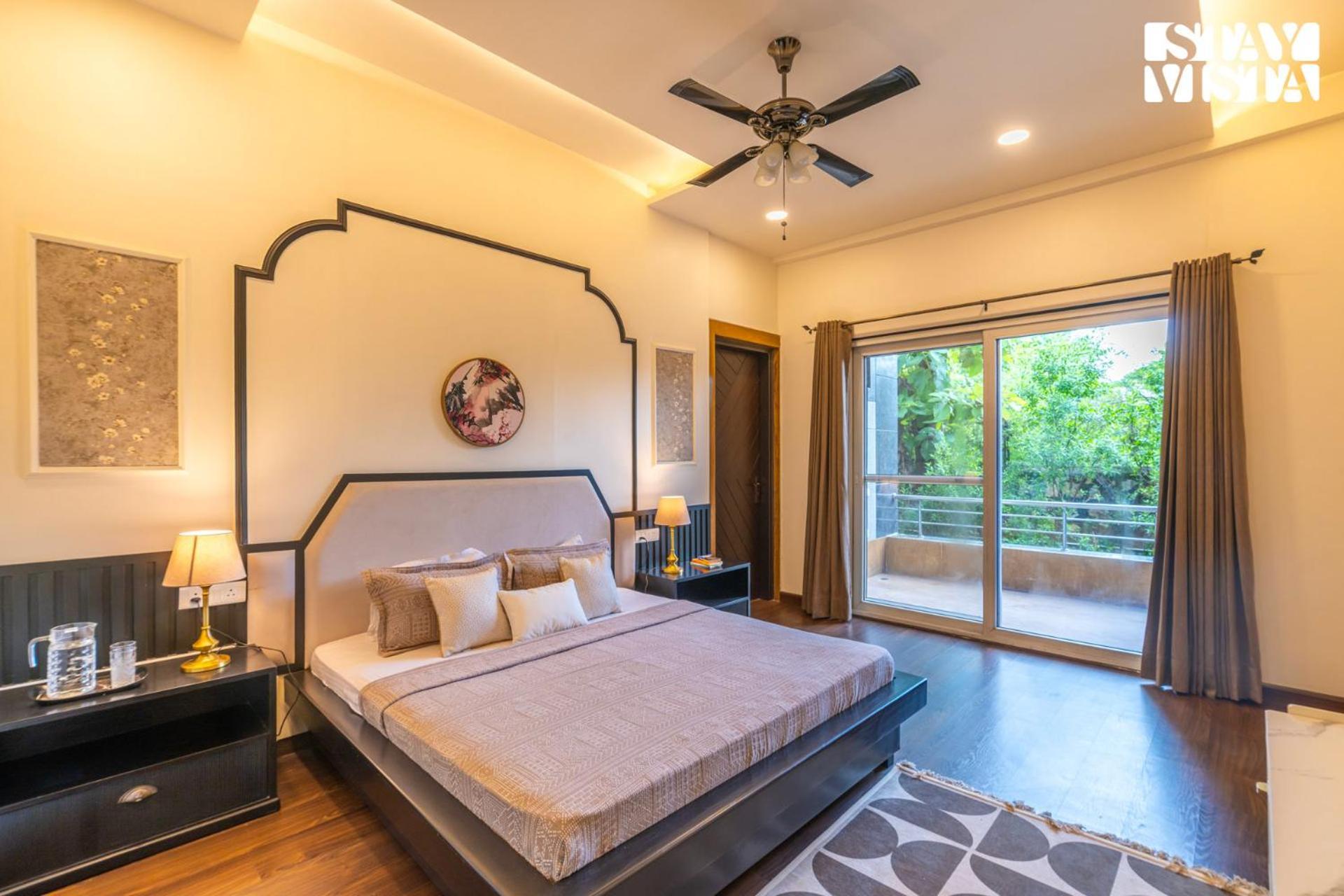 Stayvista At Wandering Vines Indoor Pool 4Bhk Luxury Villa In Delhi Sohna Exterior foto